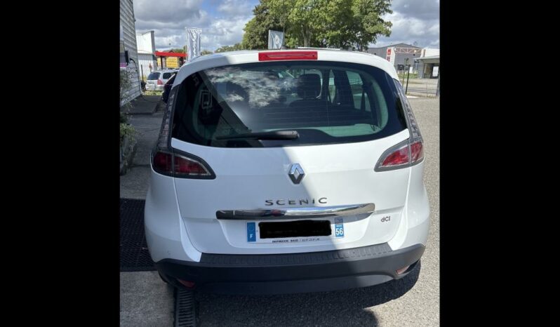 
								Renault Scénic III BOSE Energy dCI 110 eco2 full									
