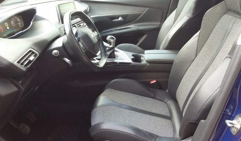 
								Peugeot 3008 BlueHDI 130 ALLURE SS full									