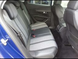 
										Peugeot 3008 BlueHDI 130 ALLURE SS full									