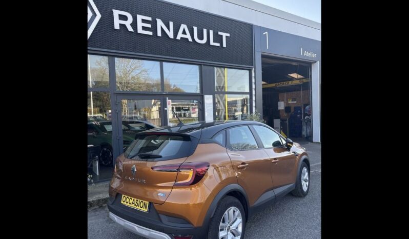 
								Renault Captur II BUSINESS E-TECH HYBRIDE 145 full									